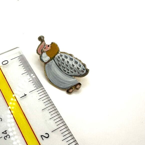 Nancy Thomas flying angel pin - Picture 6 of 6